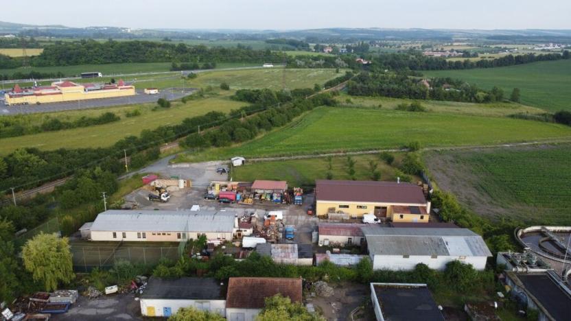 Prodej výrobních prostor, Mikulov, 4954 m2