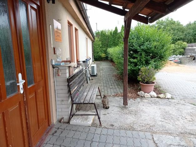 Prodej výrobních prostor, Mikulov, 4954 m2