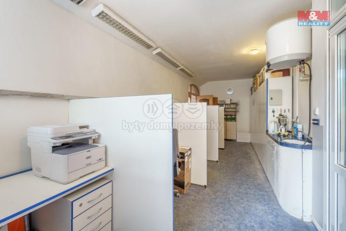 Prodej výrobních prostor, Karlovy Vary - Rybáře, Sokolovská, 2100 m2