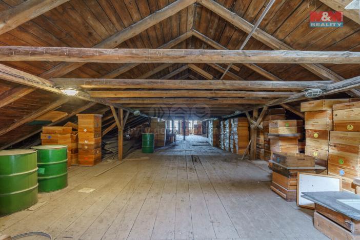 Prodej výrobních prostor, Karlovy Vary - Rybáře, Sokolovská, 2100 m2