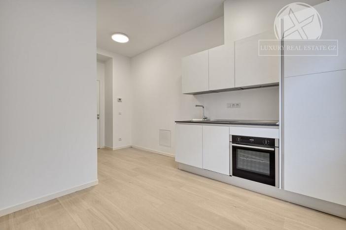 Prodej bytu 3+kk, Praha - Vysočany, Kolmá, 73 m2