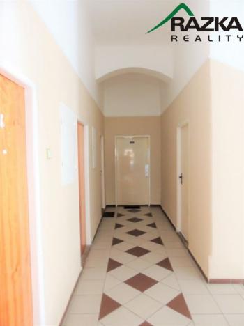 Pronájem kanceláře, Mariánské Lázně, Lidická, 21 m2