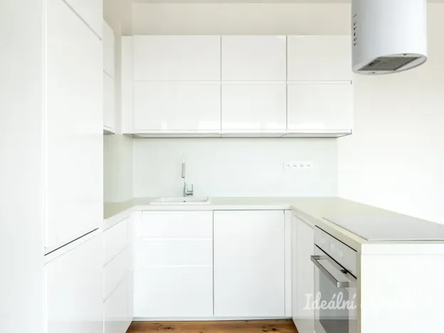 Pronájem bytu 3+kk, Praha - Strašnice, Počernická, 78 m2