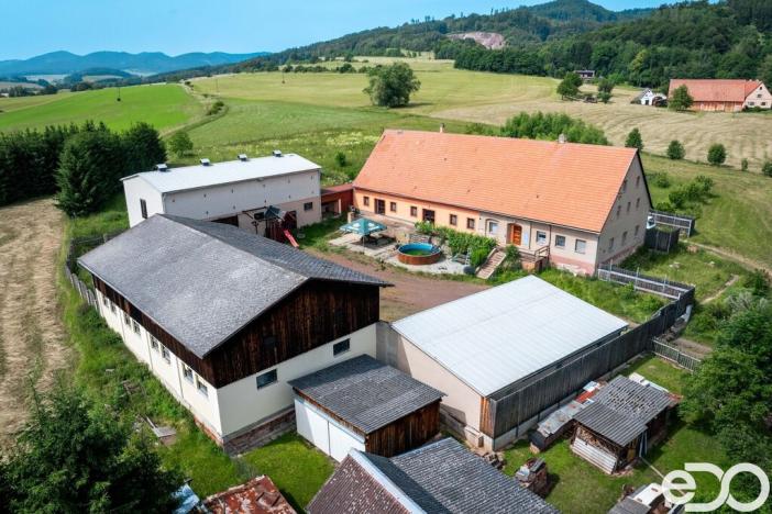 Prodej rodinného domu, Broumov - Rožmitál, 184 m2