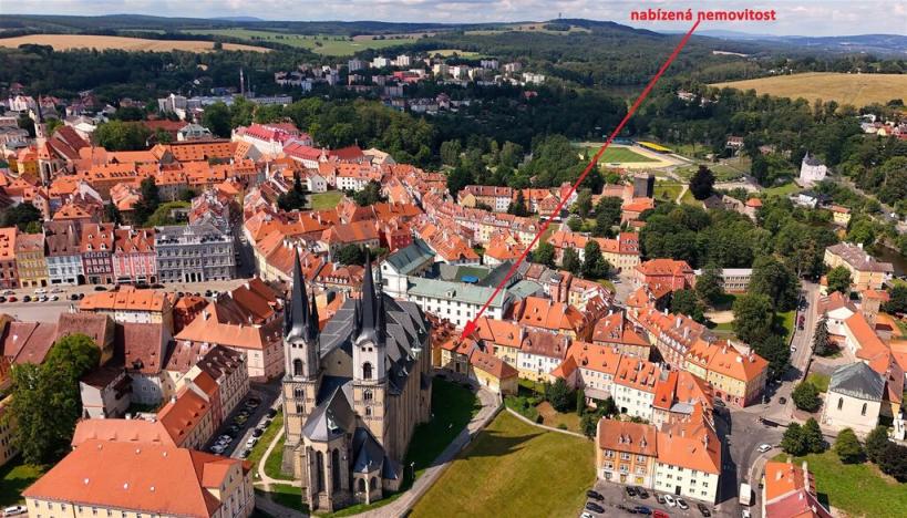 Prodej rodinného domu, Cheb, Kostelní náměstí, 250 m2