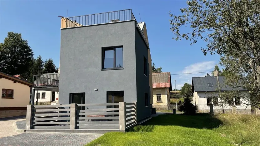 Prodej bytu 3+kk, Pernink, Nádražní, 90 m2