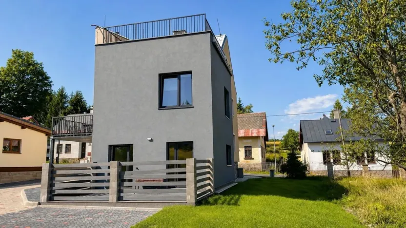 Prodej bytu 3+kk, Pernink, Nádražní, 90 m2