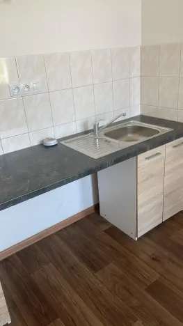 Pronájem bytu 1+kk, Ústí nad Labem - Předlice, Prostřední, 36 m2