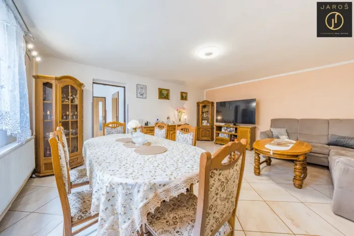 Prodej rodinného domu, Chožov - Mnichovský Týnec, 640 m2