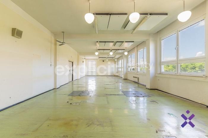 Prodej výrobních prostor, Uherský Brod, Vazová, 1990 m2