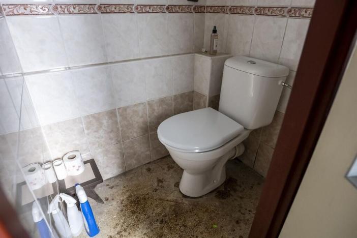 Prodej obchodního prostoru, Smržovka, Lidické náměstí, 105 m2