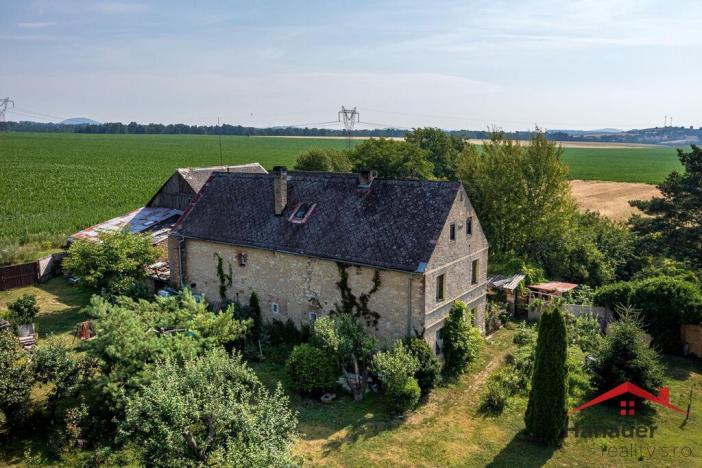 Prodej rodinného domu, Úštěk - Julčín, 272 m2