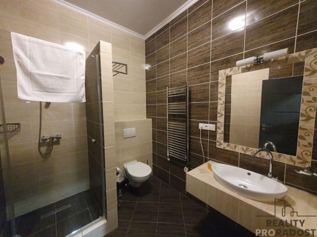 Prodej výrobních prostor, Držovice, Olomoucká, 1000 m2