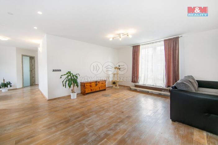 Prodej rodinného domu, Cheznovice, 269 m2