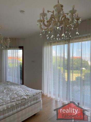 Prodej rodinného domu, Trnová, 327 m2