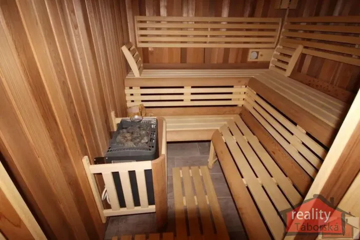 Prodej rodinného domu, Trnová, 327 m2