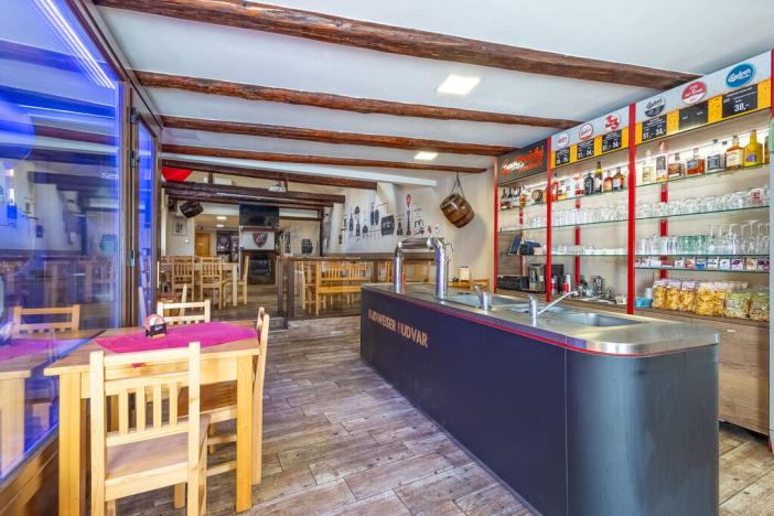 Prodej obchodního prostoru, Sadská, Tylova, 370 m2