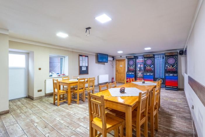 Prodej obchodního prostoru, Sadská, Tylova, 370 m2