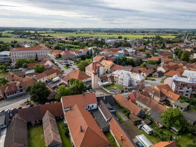 Prodej obchodního prostoru, Sadská, Tylova, 370 m2