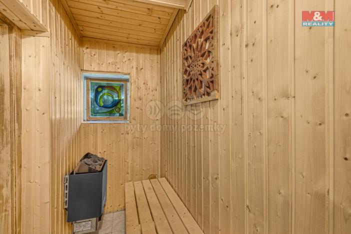 Pronájem chalupy, Dobřeň, 190 m2