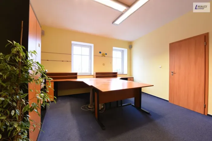Pronájem kanceláře, Příbram - Příbram VI-Březové Hory, Rožmitálská, 173 m2