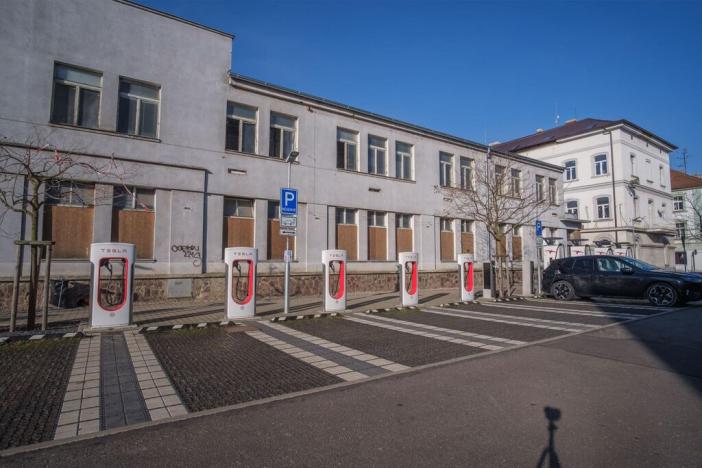 Prodej obchodního prostoru, Lovosice, 8.května, 1299 m2