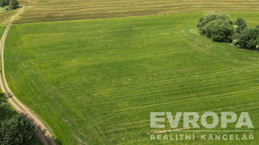 Prodej zemědělské půdy, Dolní Lánov, 132844 m2