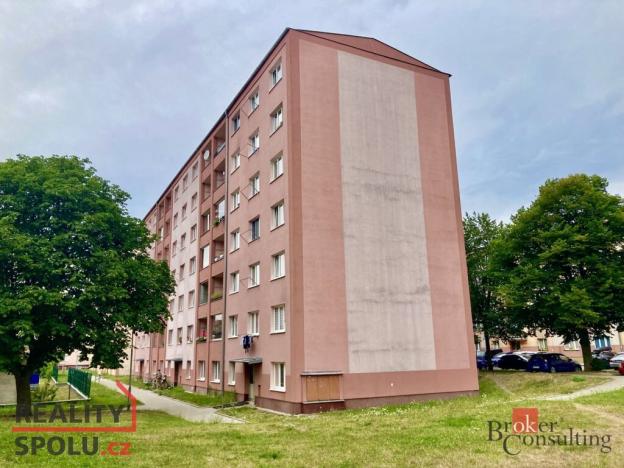 Prodej bytu 3+1, Ostrov, Severní, 73 m2