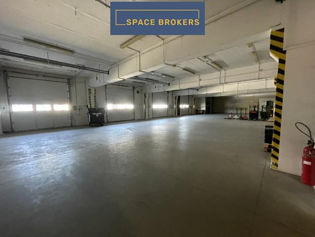 Pronájem skladu, Hradec Králové, 2000 m2