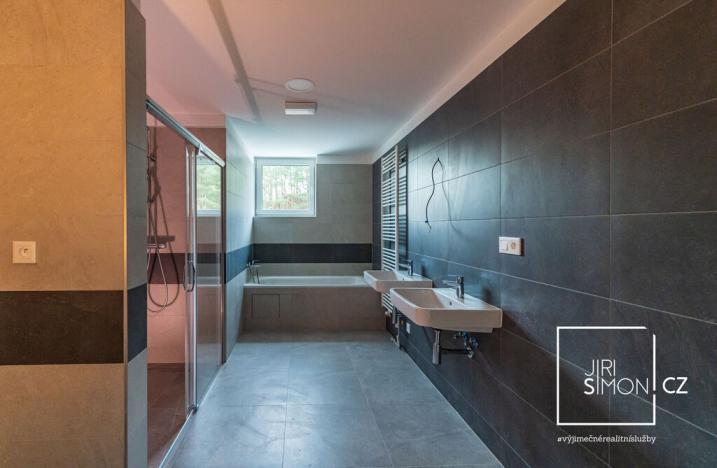 Prodej bytu 3+kk, Český Krumlov - Latrán, Za Jitonou, 89 m2