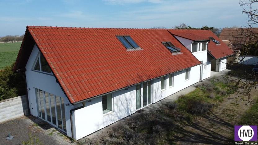 Prodej rodinného domu, Běrunice, Vrška, 387 m2
