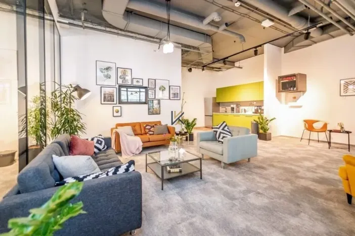 Pronájem kanceláře, Praha - Stodůlky, Bucharova, 256 m2