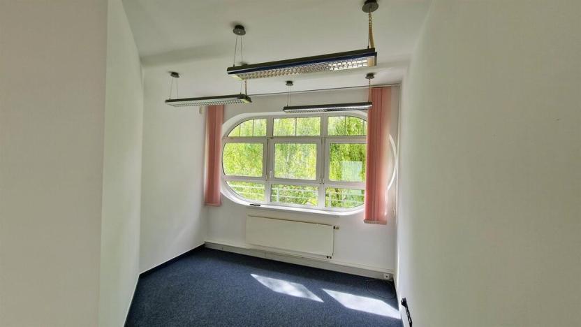 Pronájem kanceláře, Praha - Břevnov, Bělohorská, 1054 m2