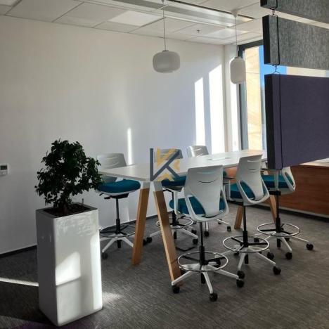 Pronájem kanceláře, Praha - Karlín, Rohanské nábřeží, 920 m2