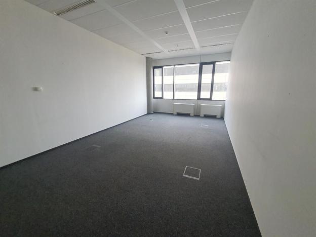 Pronájem kanceláře, Praha - Prosek, Prosecká, 303 m2