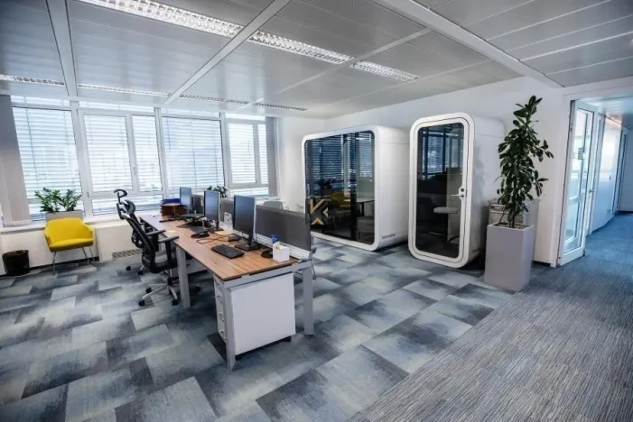 Pronájem kanceláře, Praha - Dejvice, Evropská, 202 m2