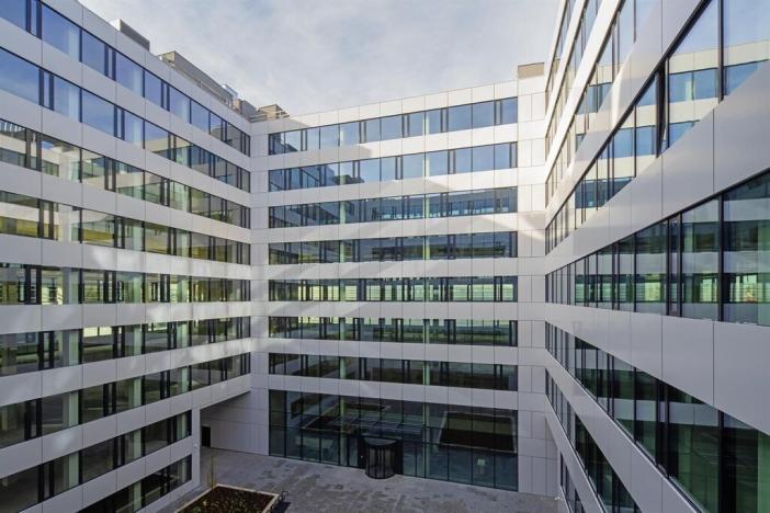 Pronájem kanceláře, Praha - Libeň, Českomoravská, 752 m2