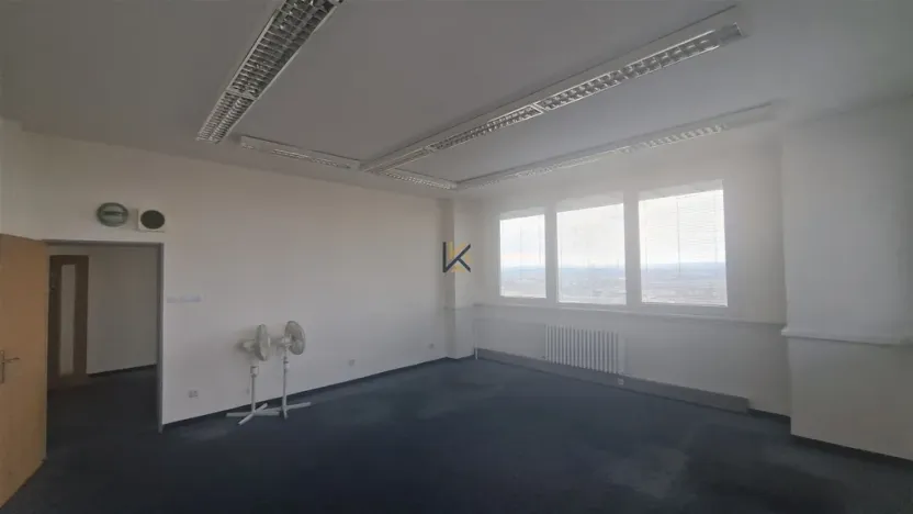 Pronájem kanceláře, Praha - Chodov, Roztylská, 52 m2
