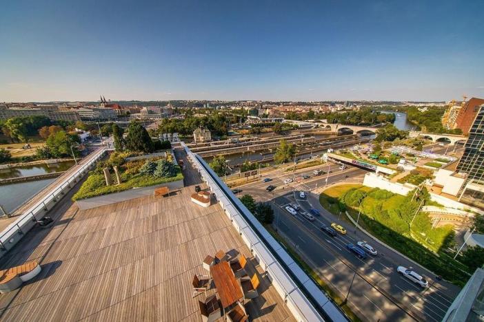 Pronájem kanceláře, Praha - Karlín, Ke Štvanici, 1330 m2