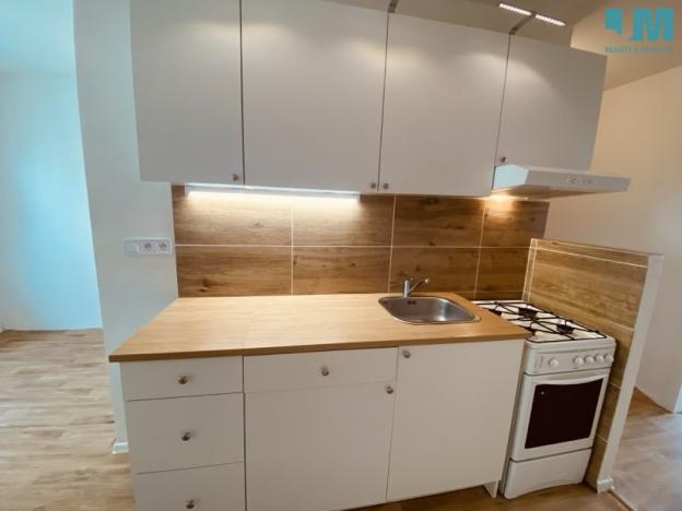 Pronájem bytu 1+1, Třebíč, Moskevská, 38 m2