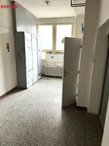 Pronájem obchodního prostoru, Třešť, Revoluční, 360 m2