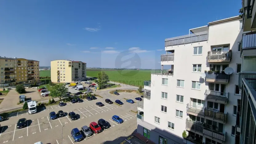 Pronájem bytu 1+kk, Klecany, V Honech, 35 m2