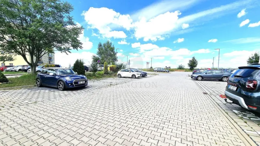 Pronájem bytu 1+kk, Klecany, V Honech, 35 m2