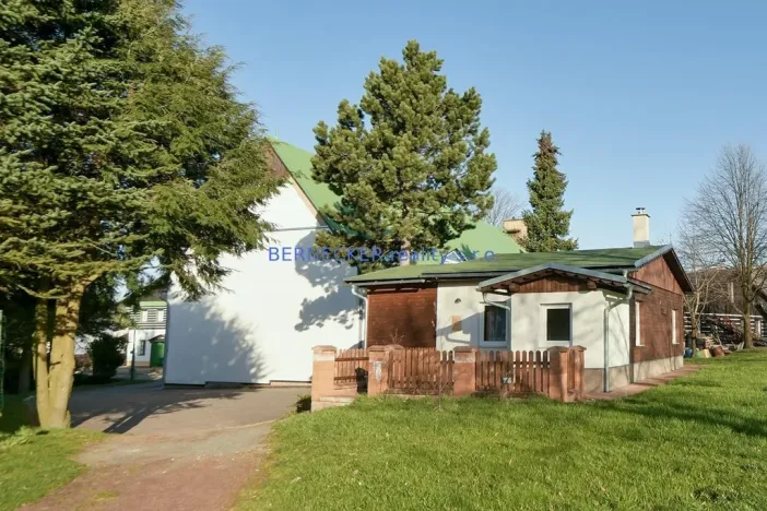 Prodej ubytování, Sněžné, 2595 m2