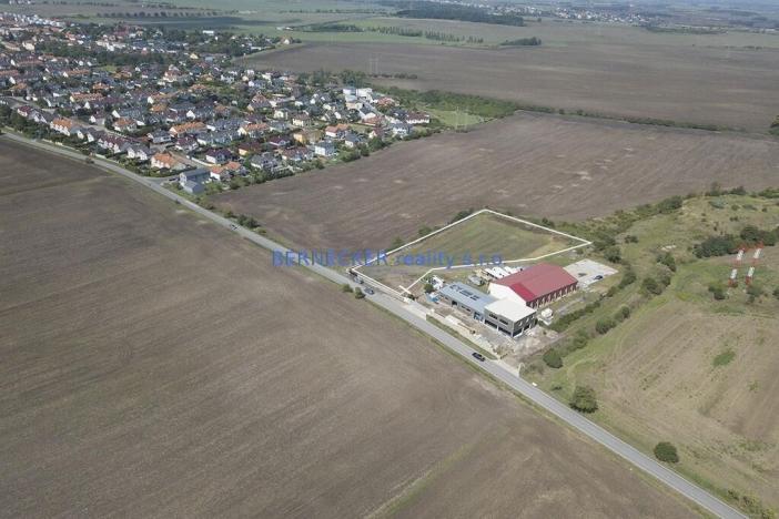 Prodej komerčního pozemku, Bašť, 4869 m2