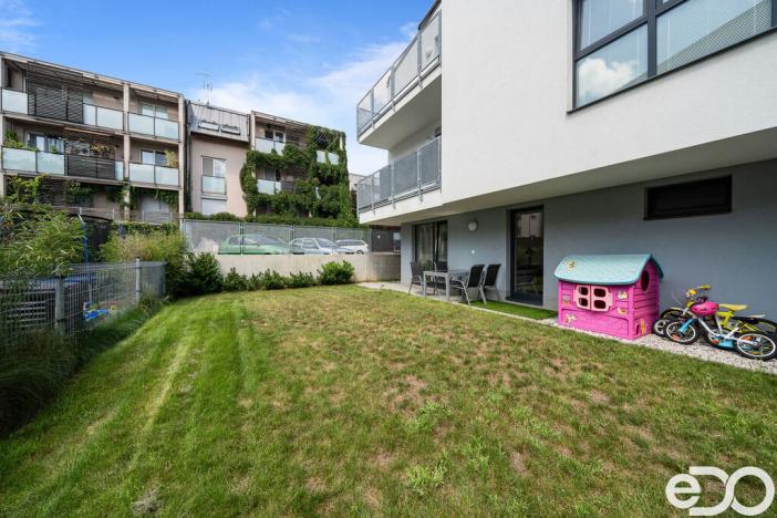 Prodej bytu 2+kk, Praha - Hrdlořezy, Mezilehlá, 53 m2