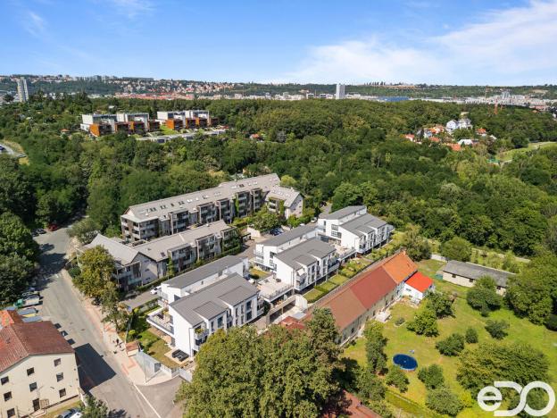 Prodej bytu 2+kk, Praha - Hrdlořezy, Mezilehlá, 53 m2