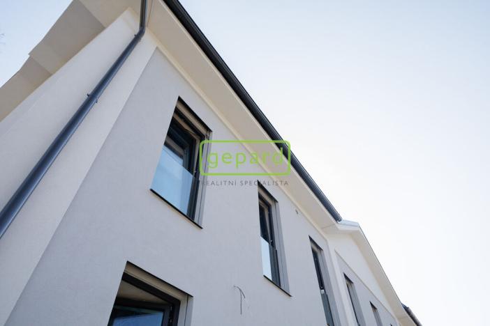 Prodej bytu 2+kk, Praha - Bohnice, V Zámcích, 55 m2
