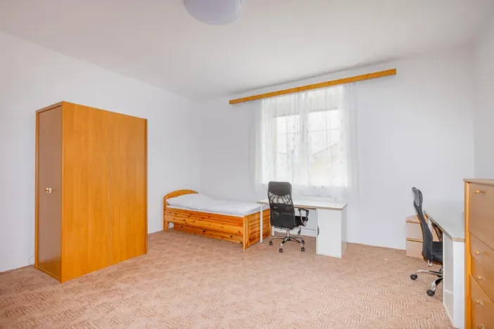 Pronájem pokoje, Pardubice - Zelené Předměstí, Češkova, 20 m2