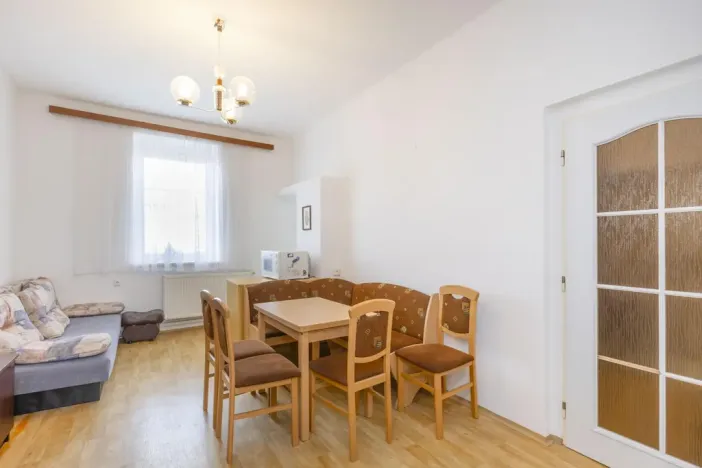 Pronájem pokoje, Pardubice - Zelené Předměstí, Češkova, 20 m2